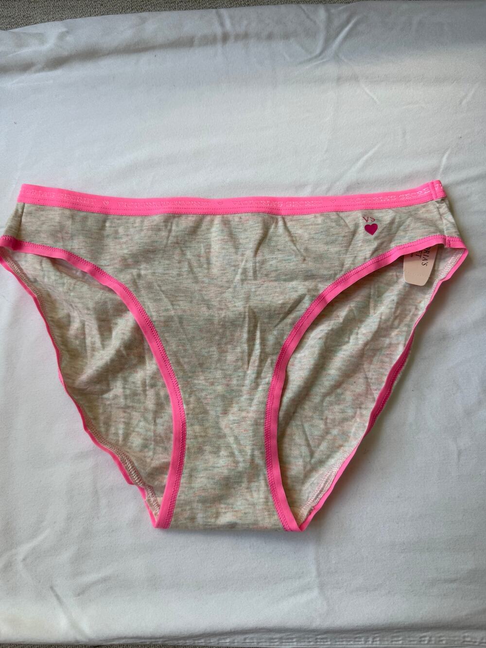 NWT Victoria’s Secret Vintage 2014 Logo Waist Bikini Panty Small